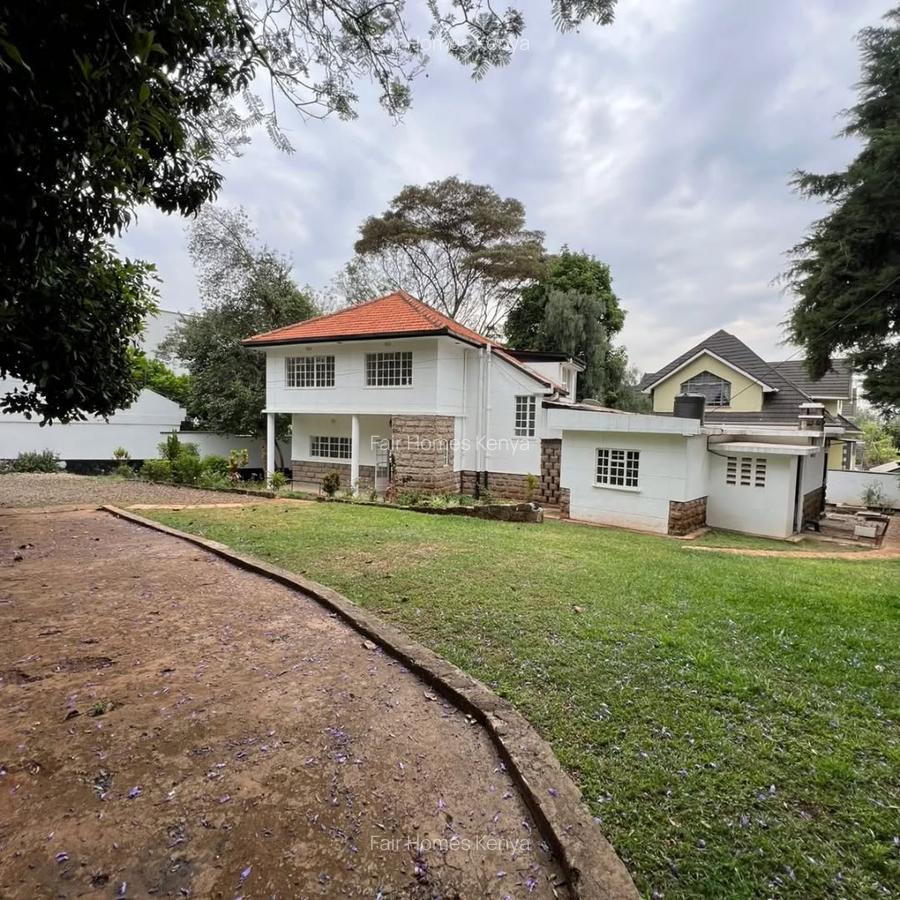 3 Bed Townhouse with En Suite at Lavington Green - 12