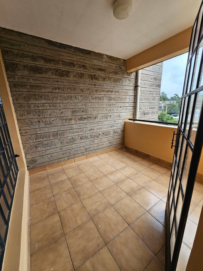 3 Bed Apartment with En Suite at Lavington - 13