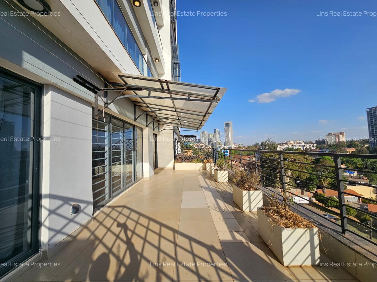 2 Bed Apartment with En Suite in Westlands Area - 1