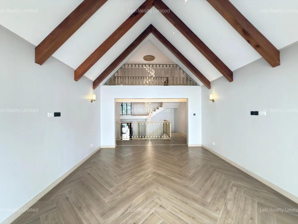 6 Bed Townhouse with En Suite in Lavington - 5