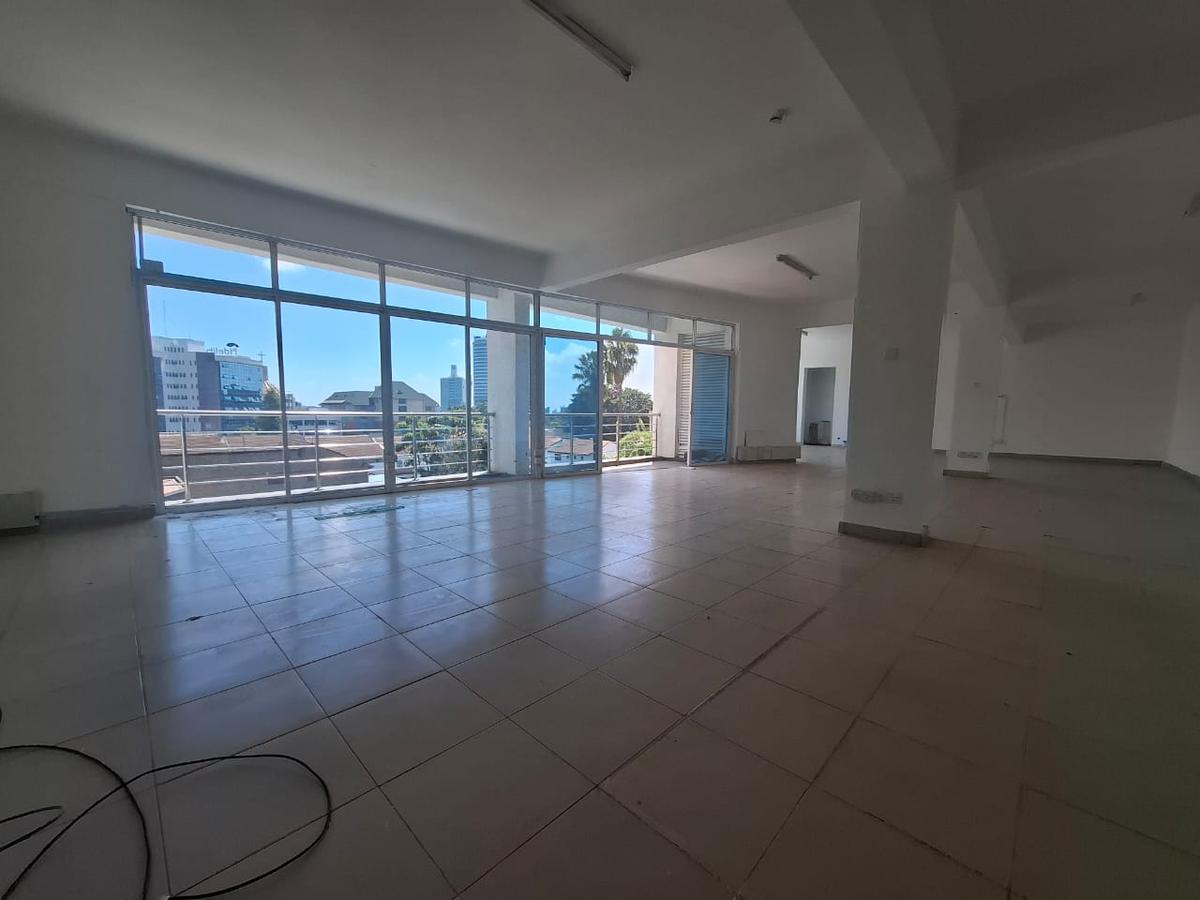 1,360 ft² Office with Service Charge Included in Westlands Area - 8