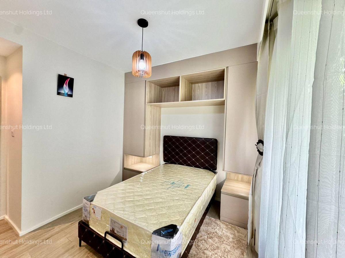 Serviced 2 Bed Apartment with En Suite in Rosslyn - 17