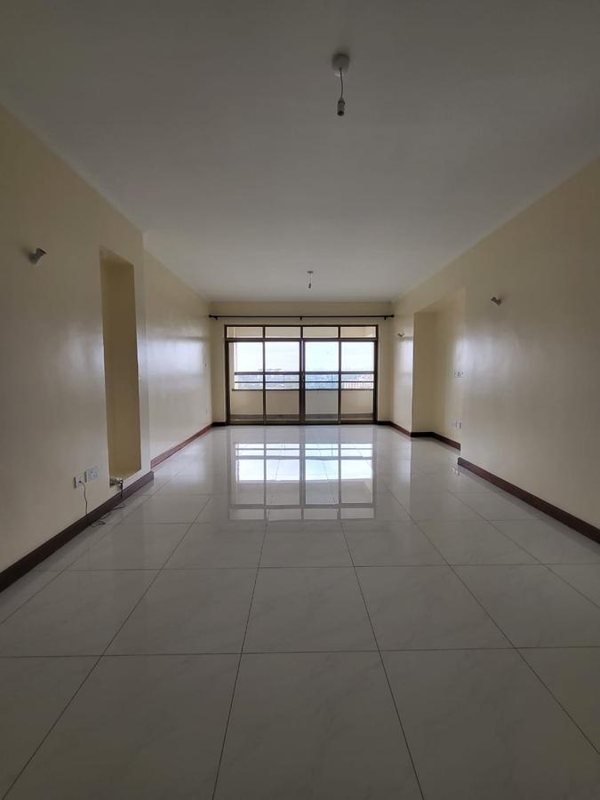 3 Bed Apartment with En Suite in Garden Estate - 5