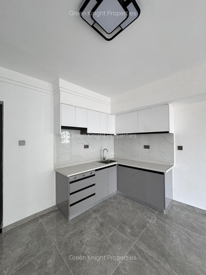 Serviced 1 Bed Apartment with En Suite in Kilimani - 9