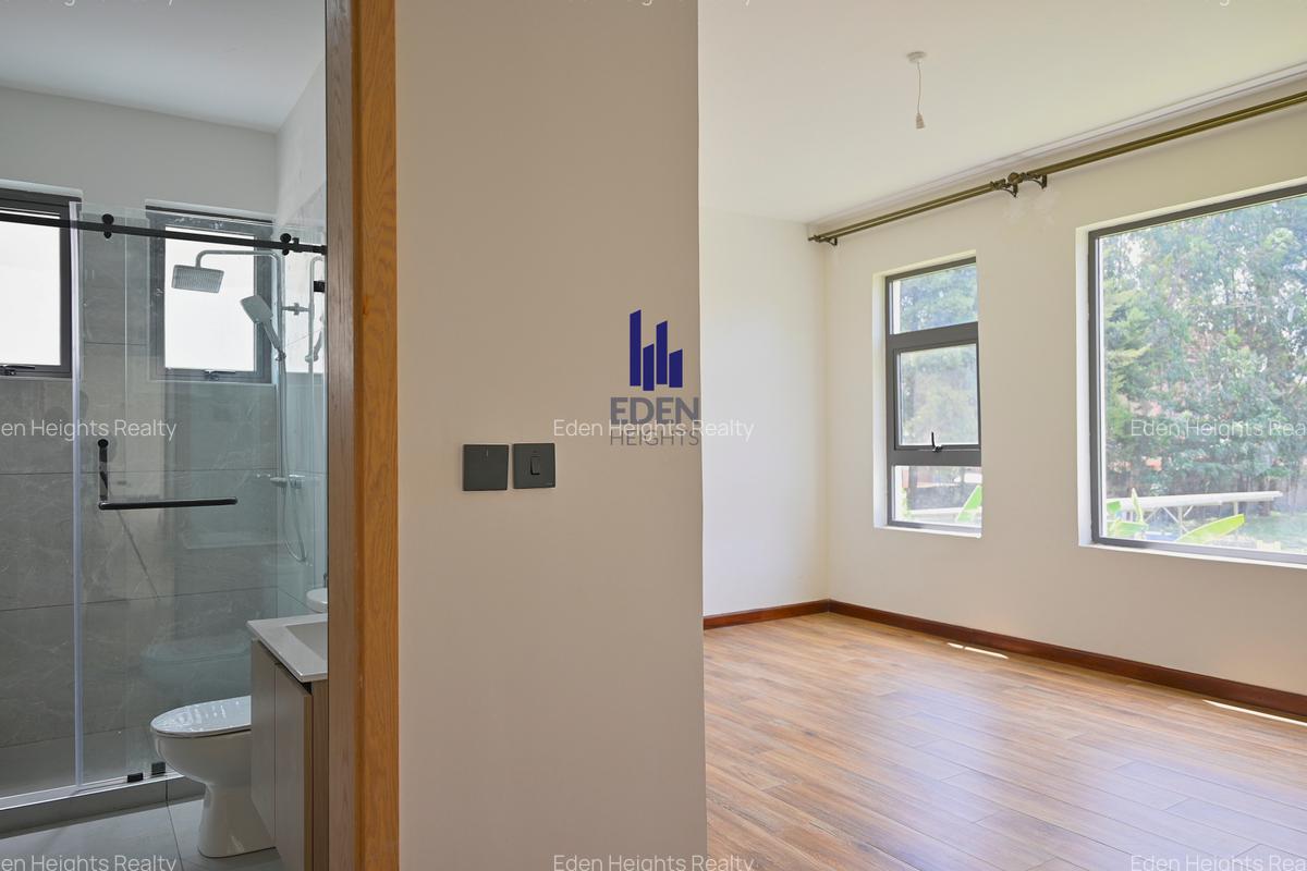 6 Bed Townhouse with En Suite in Lavington - 6