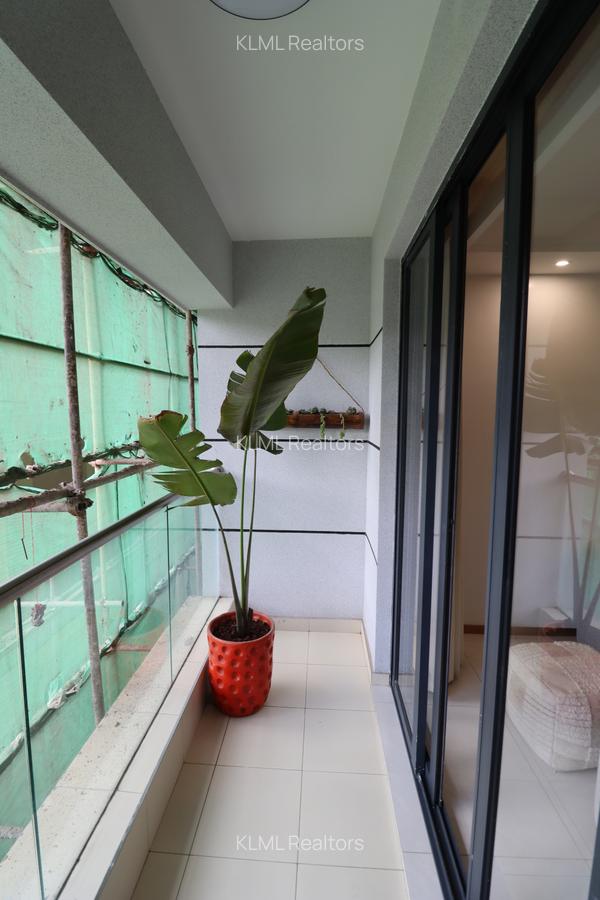 1 Bed Apartment with En Suite in Riverside - 4