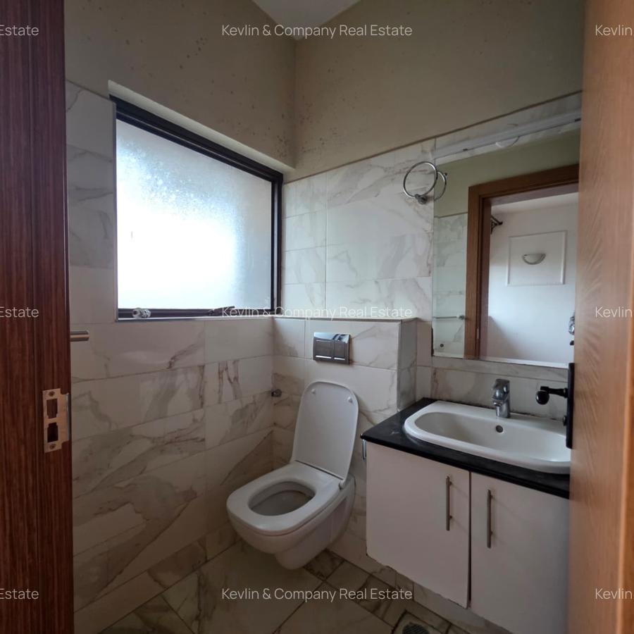 2 Bed Apartment with En Suite in Kilimani - 12