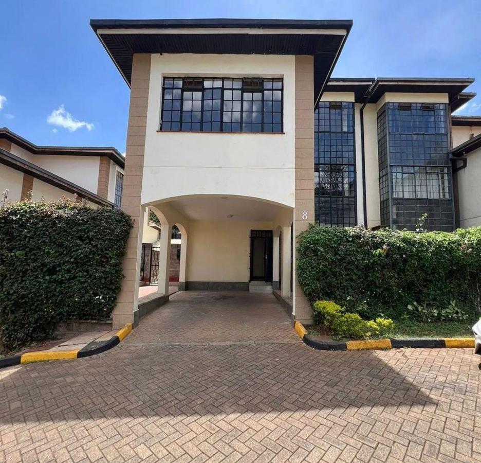 4 Bed Townhouse with En Suite in Lavington - 1