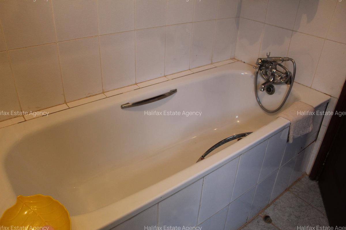 3 Bed Apartment with En Suite in Westlands Area - 7