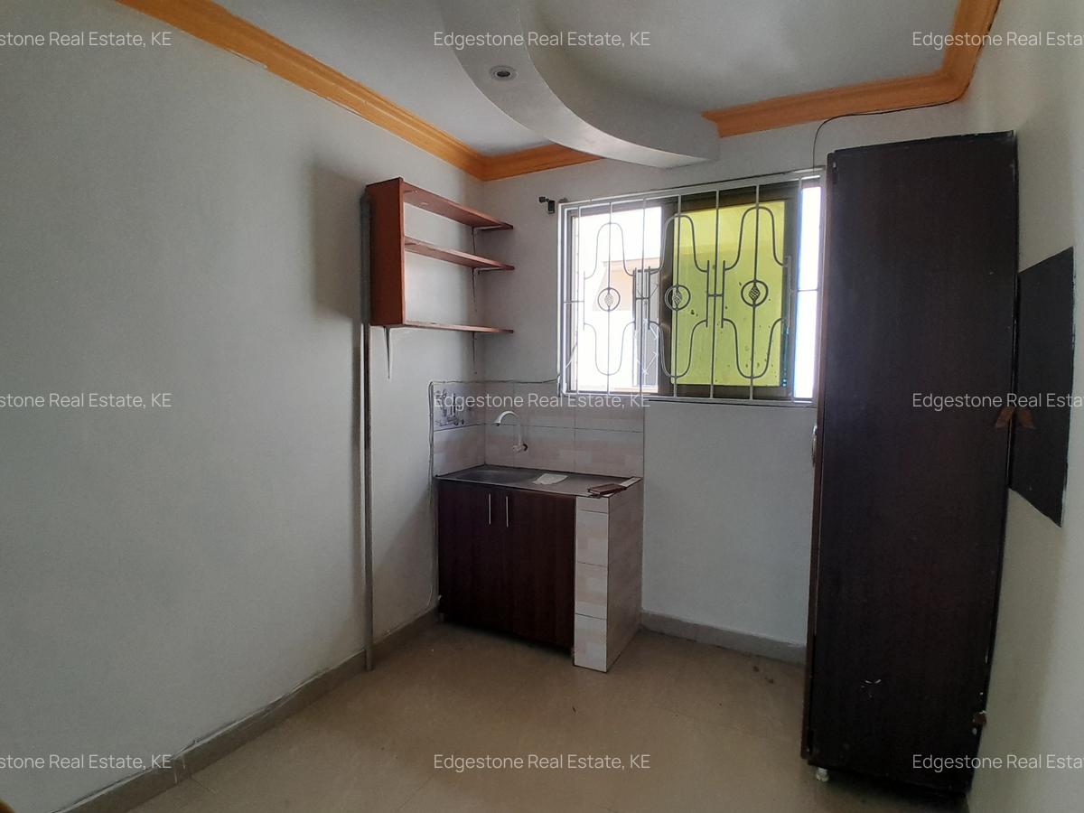 Studio Apartment with Swimming Pool in Mtwapa - 3