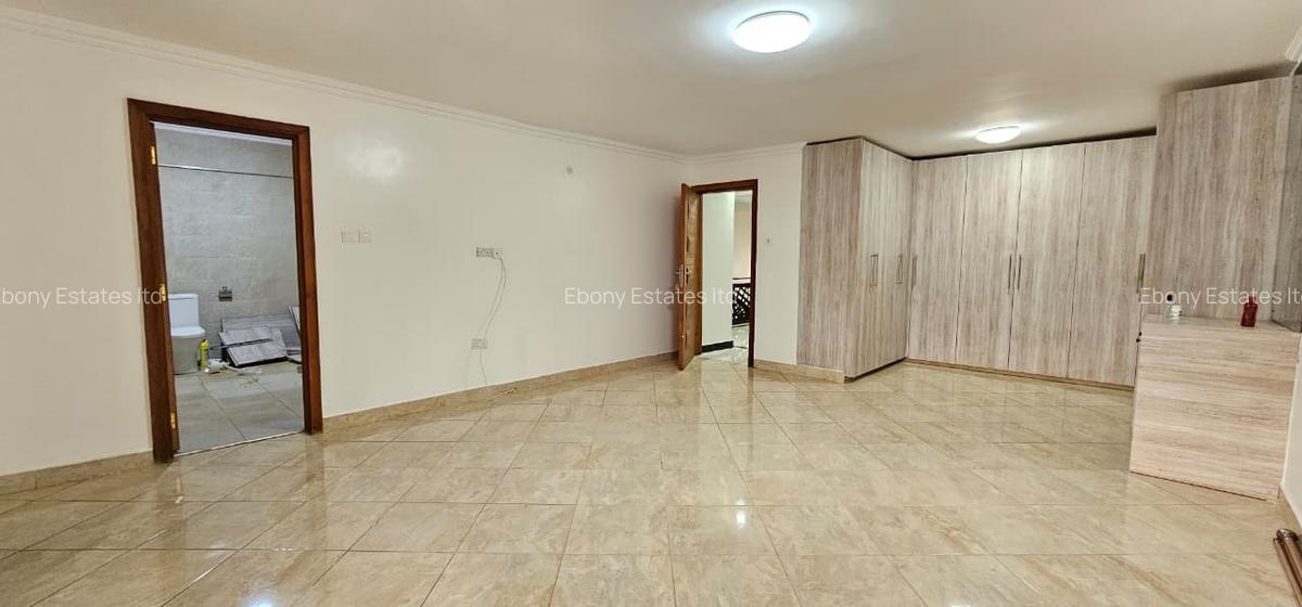 7 Bed Townhouse with En Suite in Karen - 8