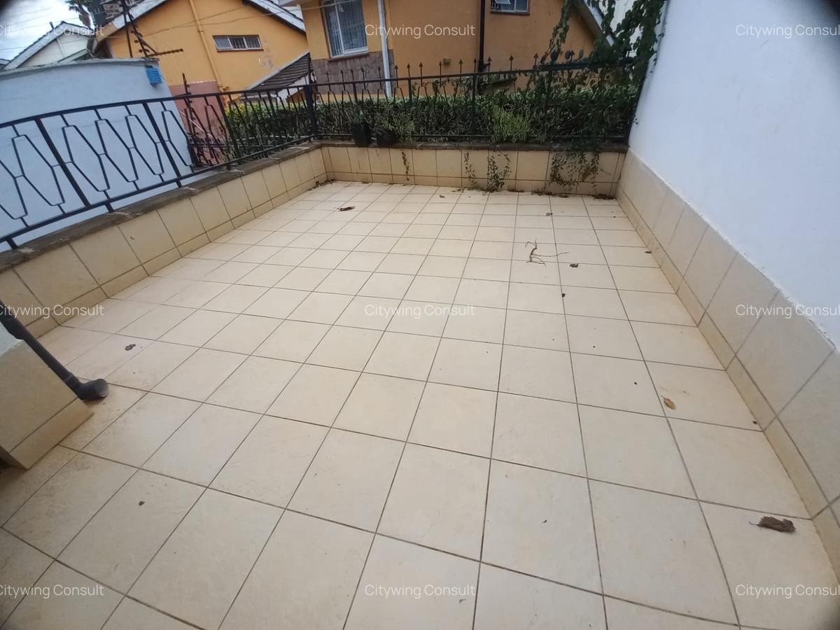5 Bed Townhouse with En Suite at School Lane - 5