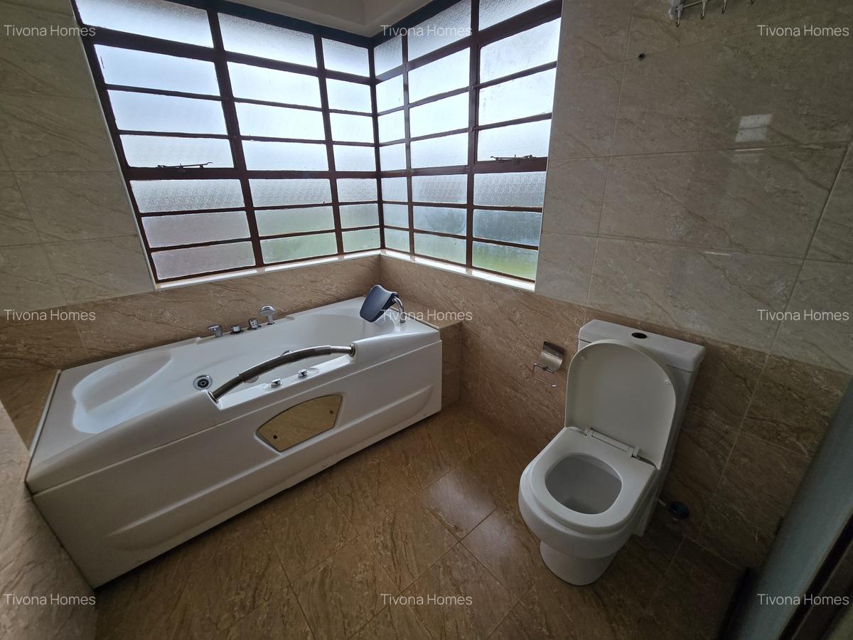 4 Bed House with En Suite in Kiambu Road - 11