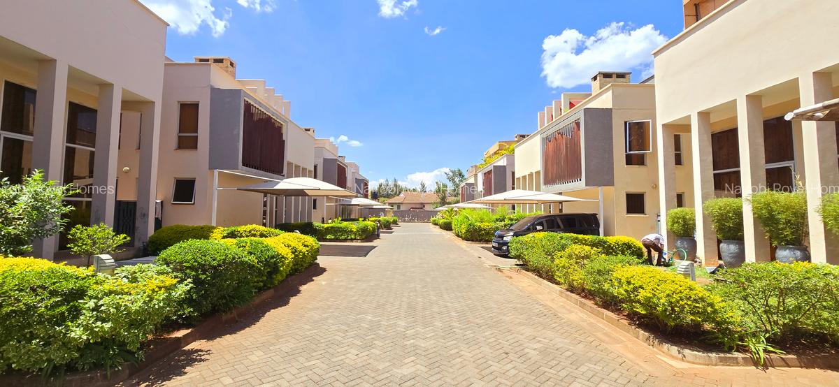 5 Bed Townhouse with En Suite at Muthangari Road - 5
