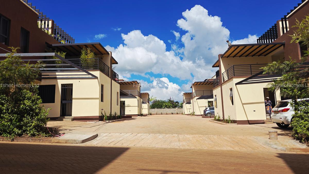 4 Bed House with En Suite in Ruaka - 3