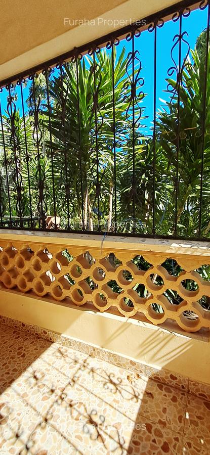 5 Bed House with En Suite at Nyali - 12