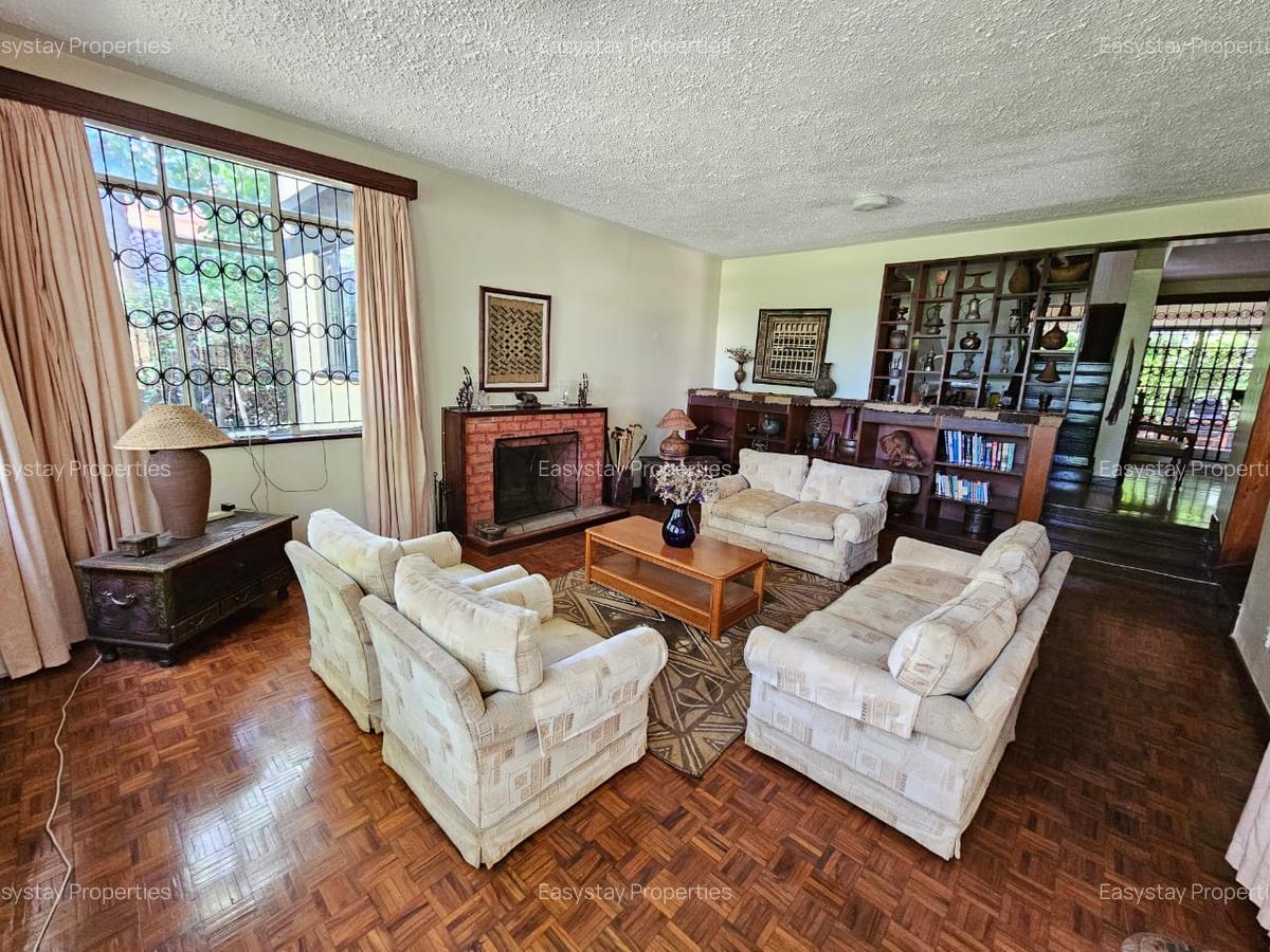 4 Bed House with En Suite in Nyari - 4
