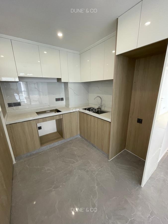 2 Bed Apartment with En Suite in Kilimani - 10