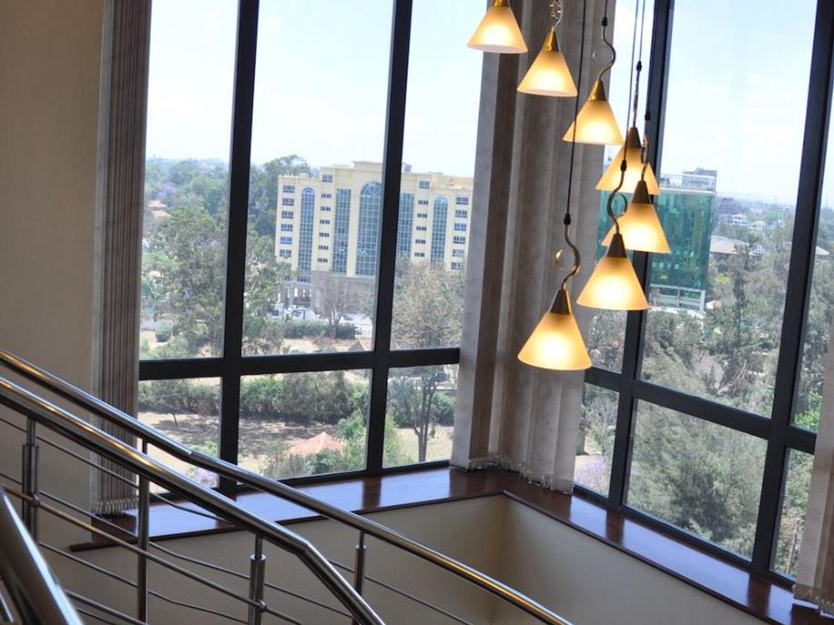 Serviced 2 Bed Apartment in Kilimani - 17