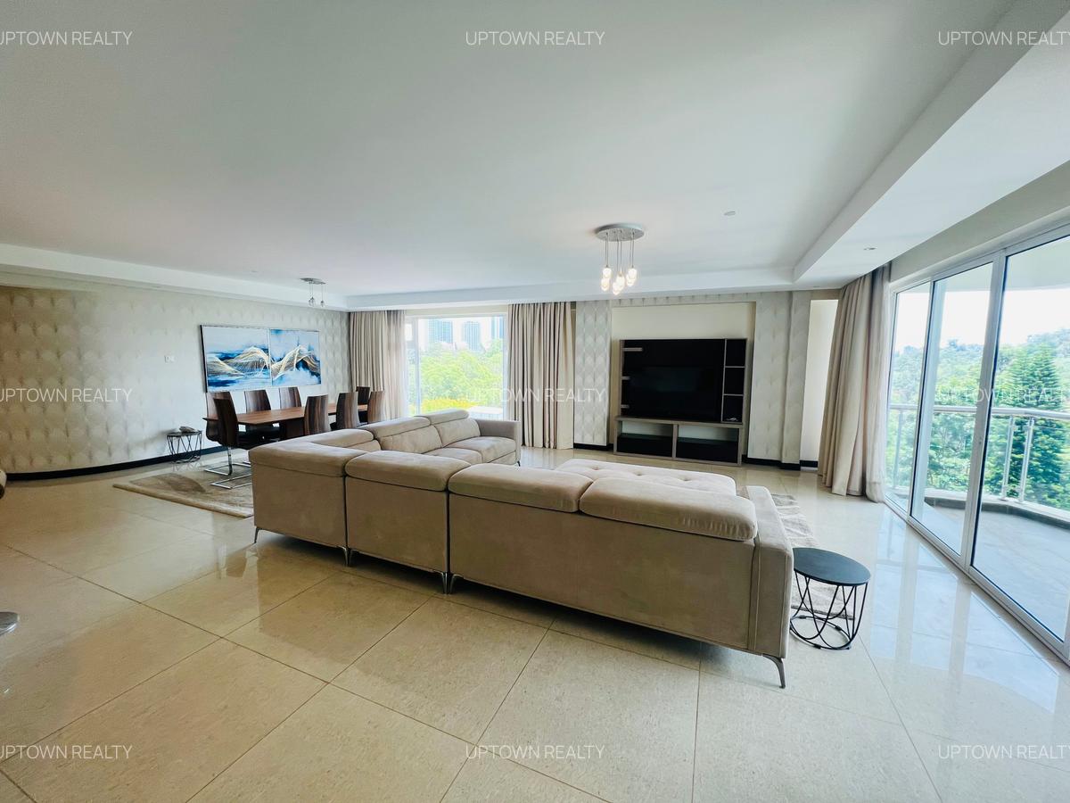 Serviced 3 Bed Apartment with En Suite at Riverside - 1