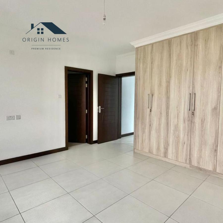 3 Bed Apartment with En Suite at 2Nd Parklands - 11