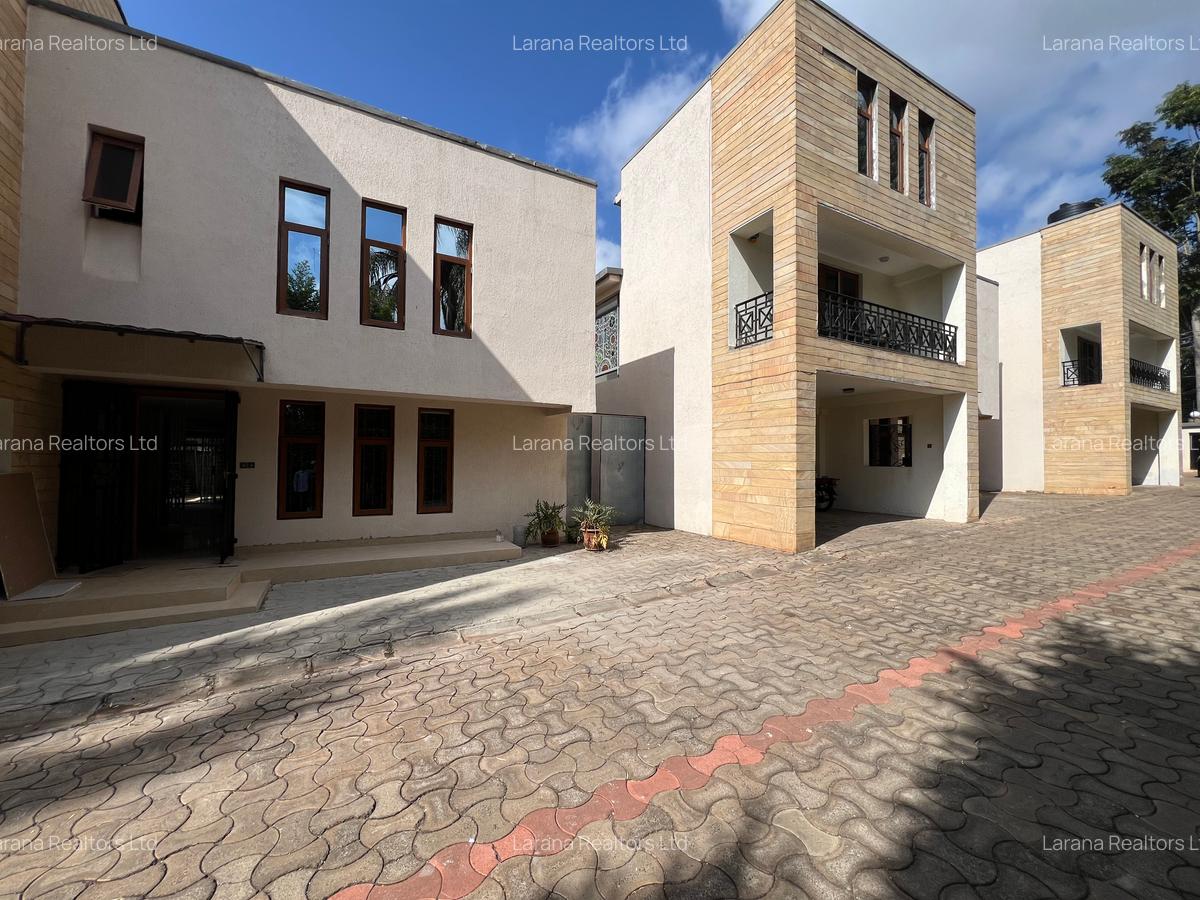 5 Bed Townhouse with En Suite at Convent Dr - 19