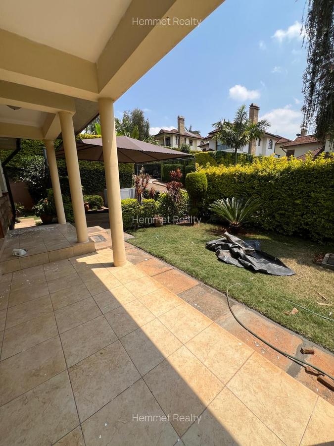 4 Bed Townhouse with En Suite in Loresho - 15