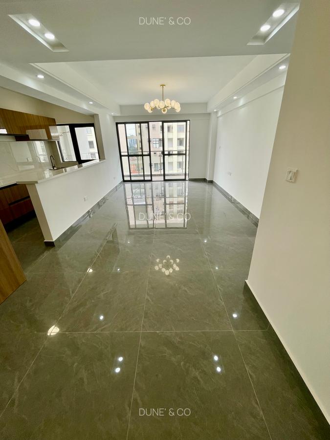 2 Bed Apartment with En Suite in Riverside - 2