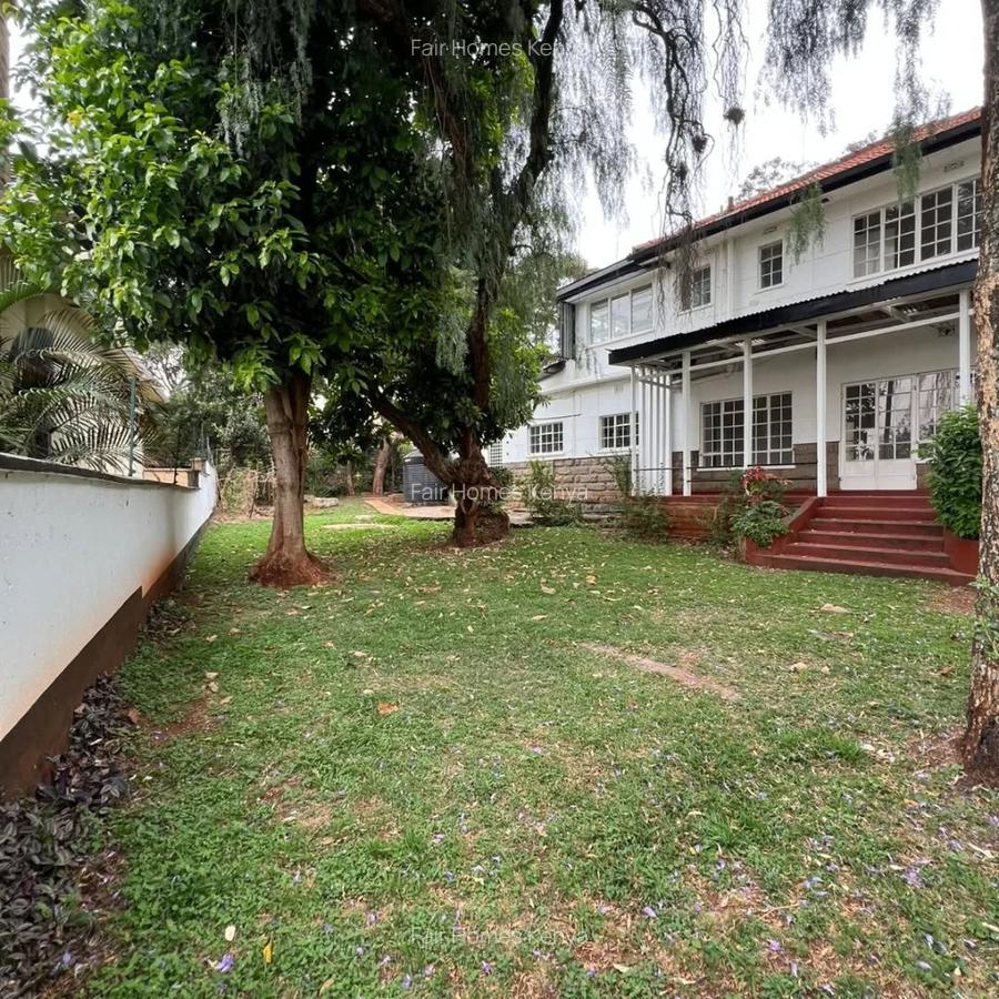 3 Bed Townhouse with En Suite at Lavington Green - 17