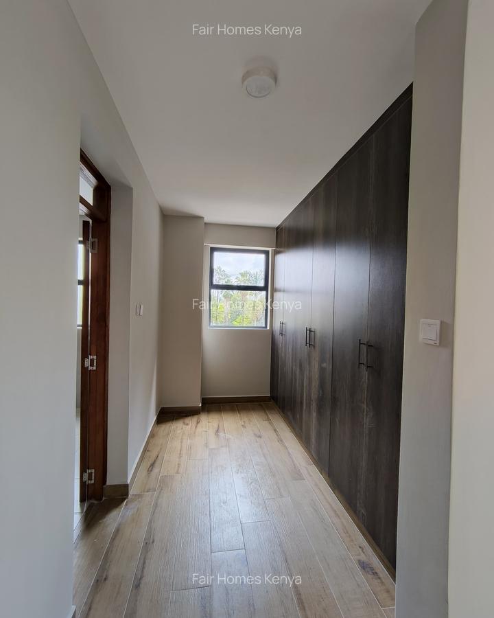 3 Bed Apartment with En Suite at Mandera Road - 12