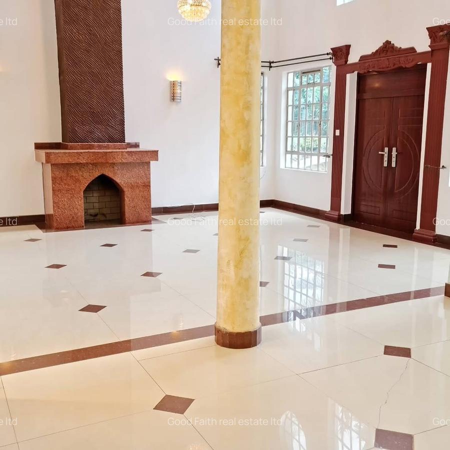 5 Bed House with En Suite in Nyari - 4