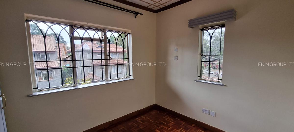 5 Bed Townhouse with En Suite at James Gichuru - 10