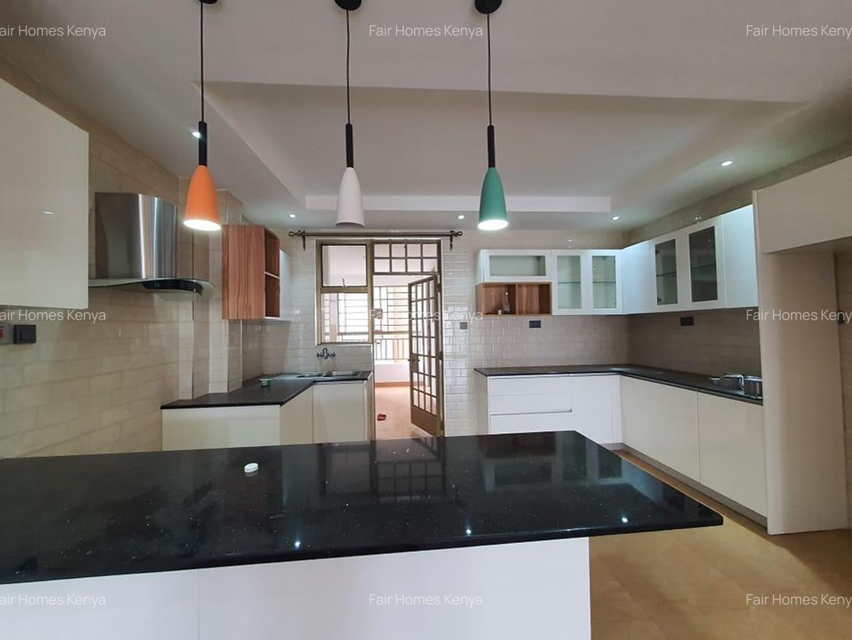 3 Bed Apartment with En Suite at Othaya Road - 7