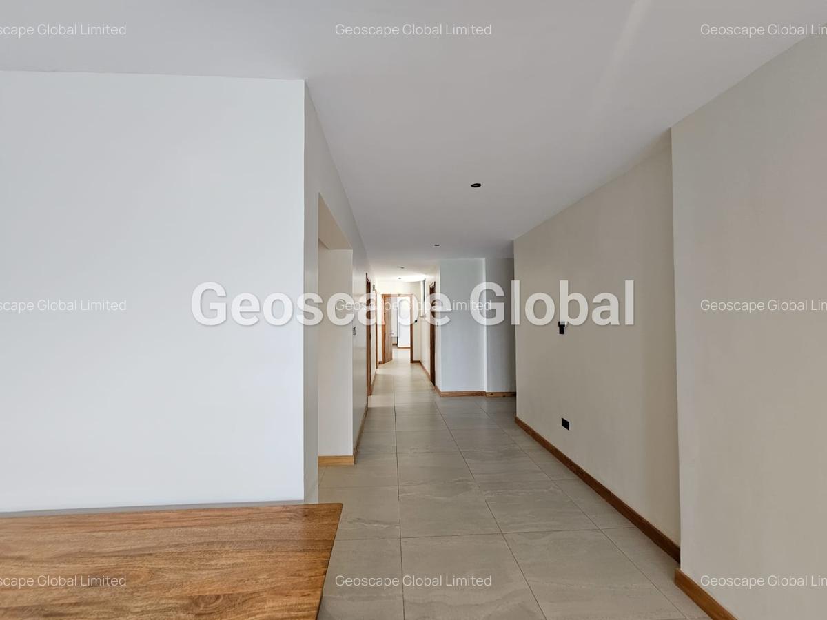 Furnished 3 Bed Apartment with En Suite in Spring Valley - 4