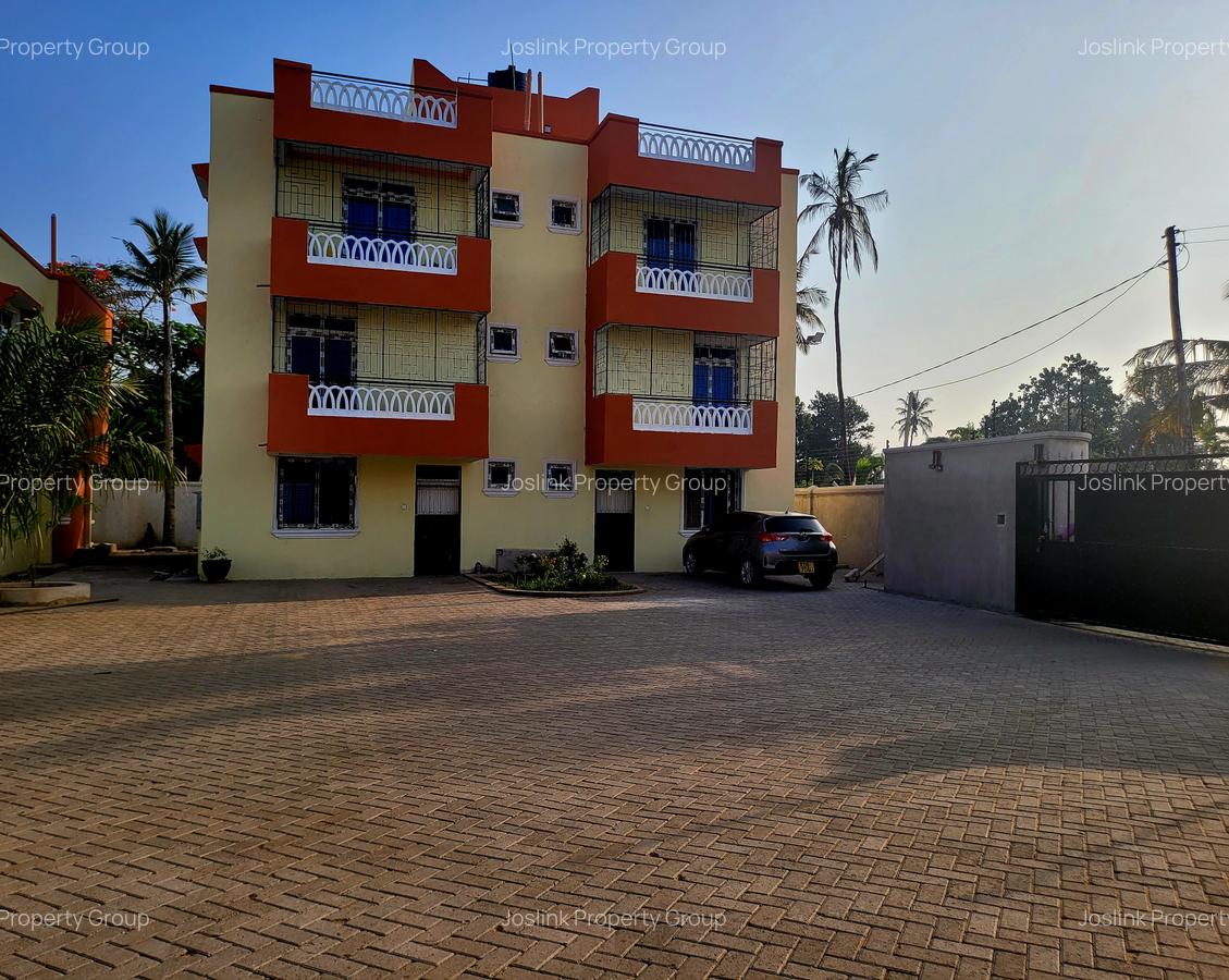 3 Bed Apartment with En Suite in Mtwapa - 2