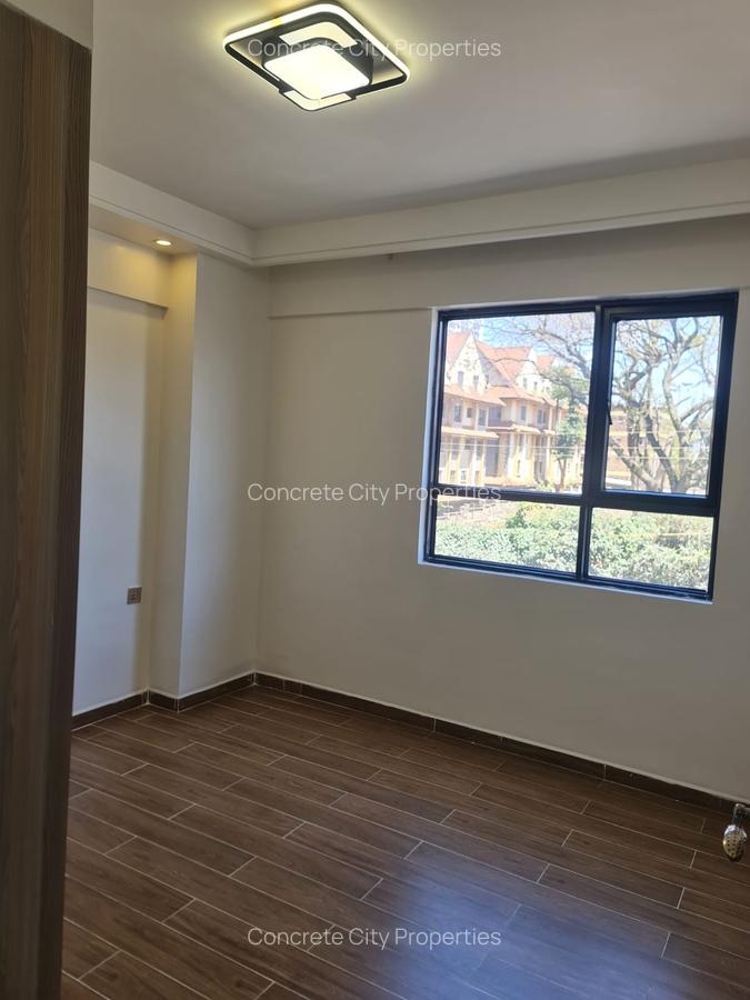 2 Bed Apartment in Kilimani - 12