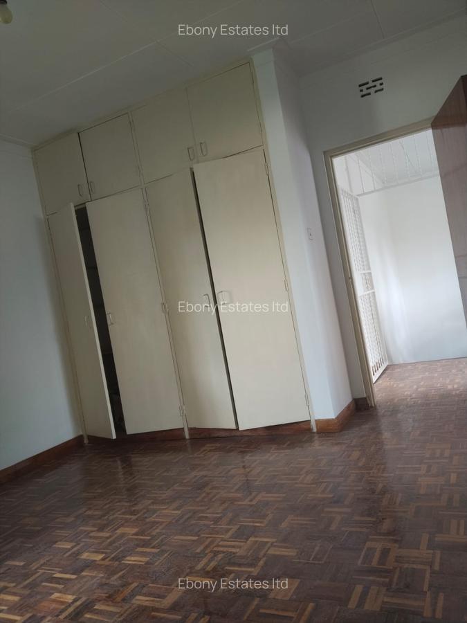 4 Bed Townhouse with En Suite in Lavington - 6