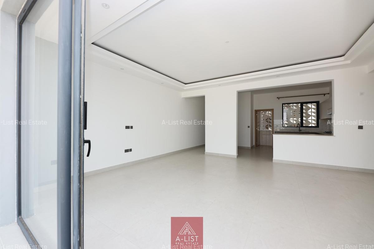 3 Bed Apartment with En Suite at Brookside Drive - 3