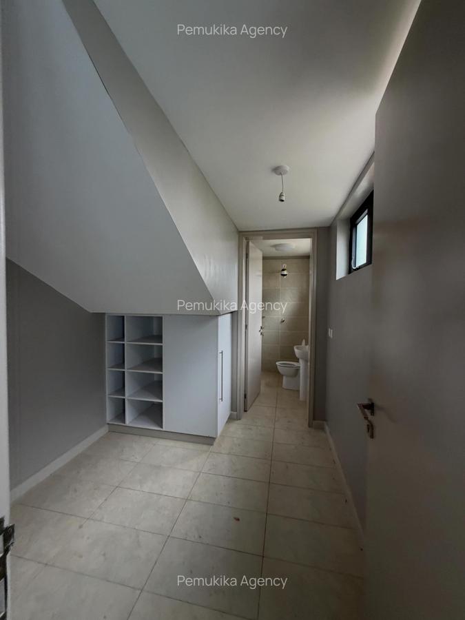 4 Bed Townhouse at Runda - 11
