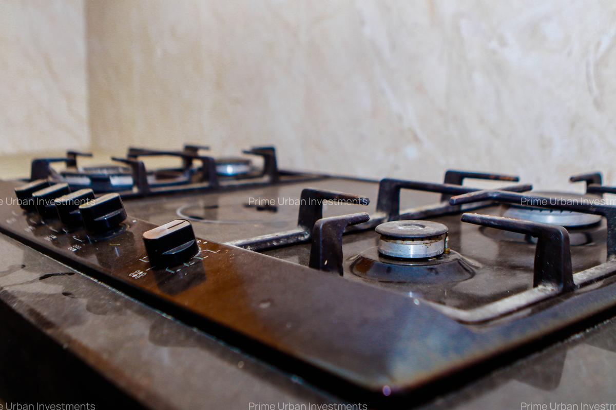 Serviced 3 Bed Apartment with En Suite in Nyali Area - 11