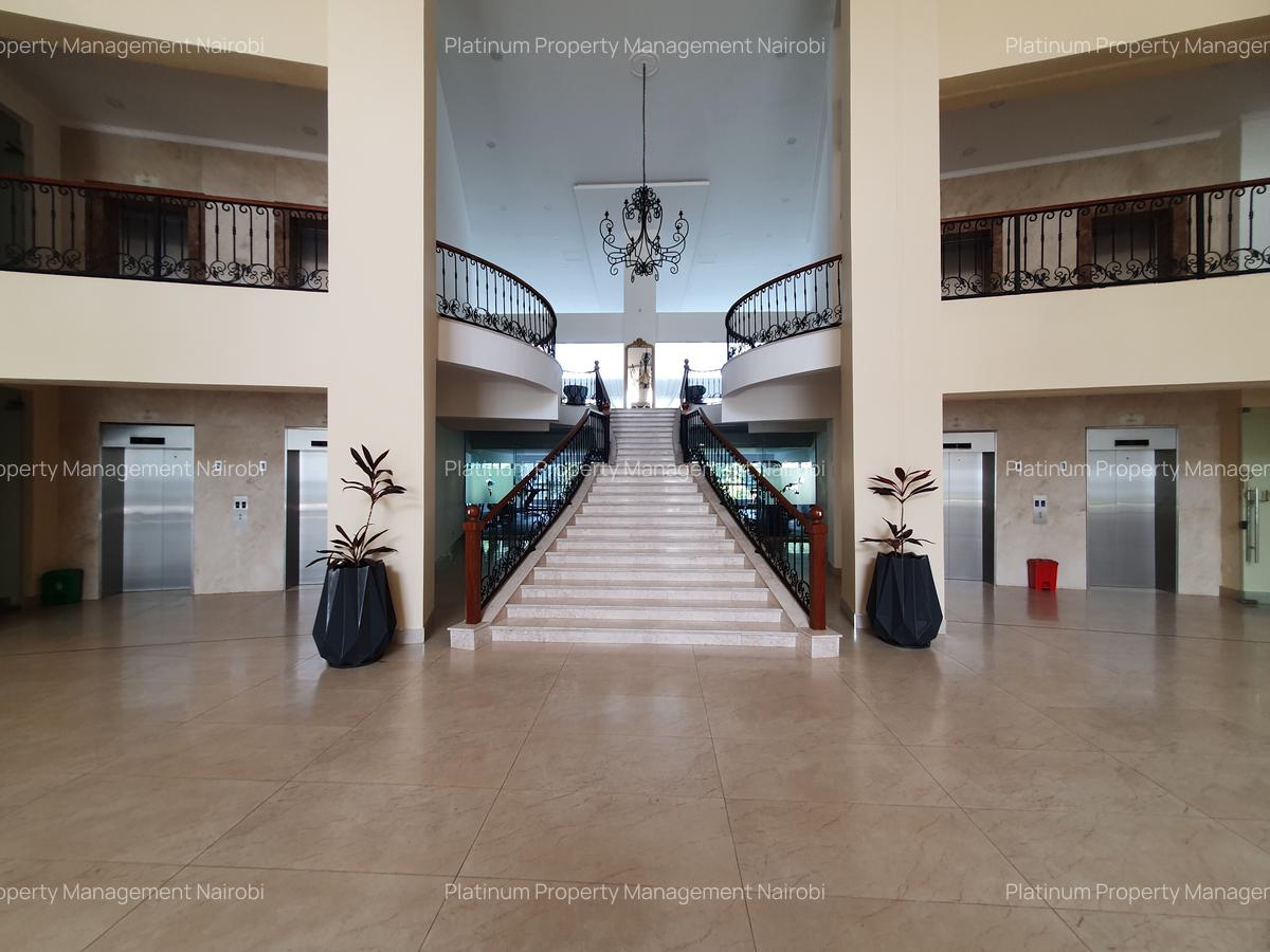 3 Bed Apartment with En Suite at The Colosseum - 20