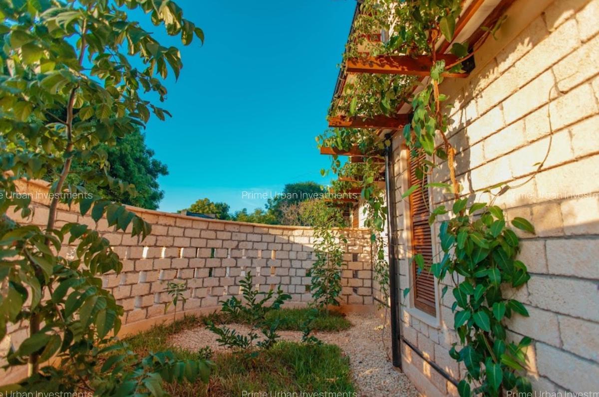 3 Bed House with En Suite at Kilifi Plantation- Greenheart - 15