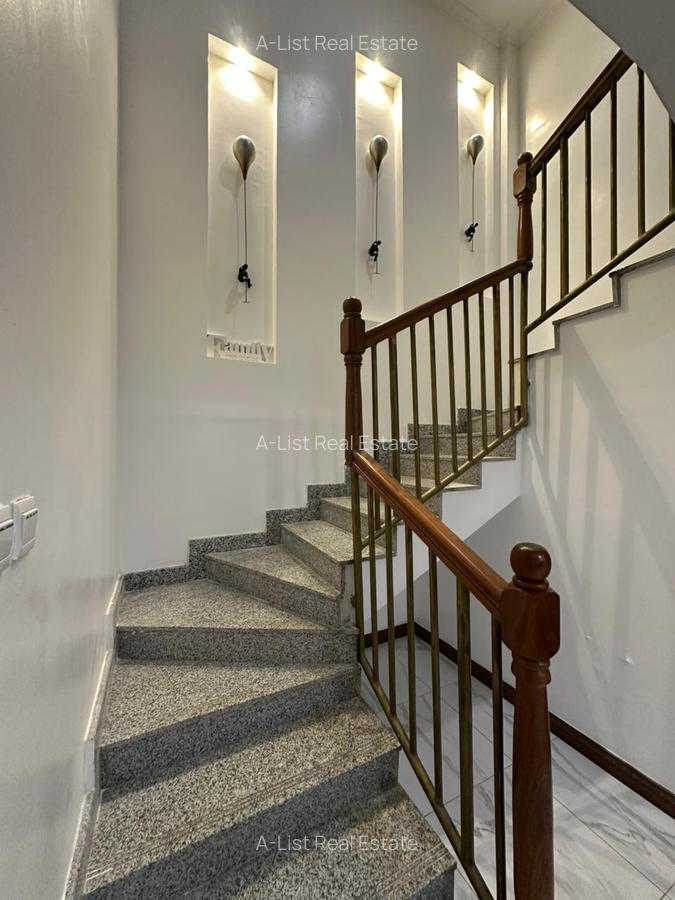 4 Bed Apartment with En Suite at Argwings Kodhek - 7