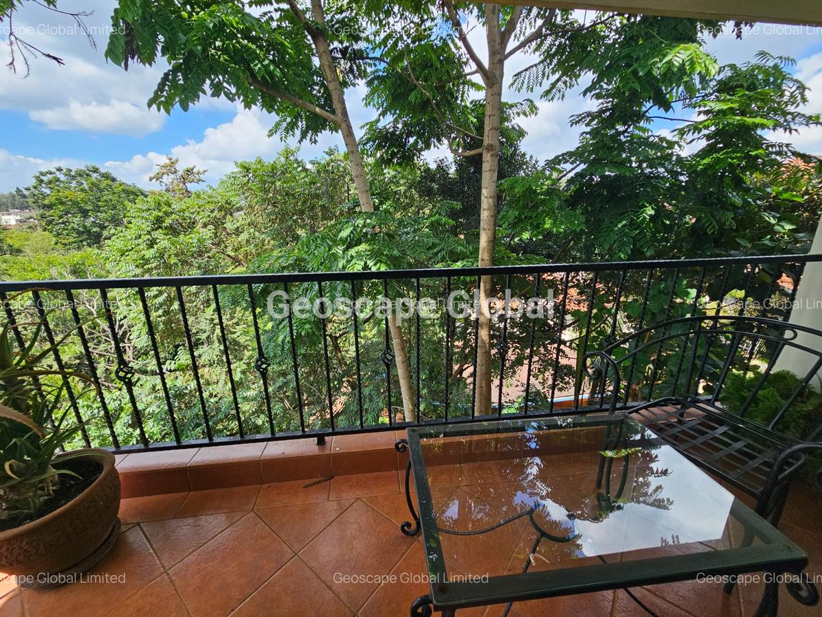 Furnished 2 Bed Apartment with En Suite in Brookside - 12