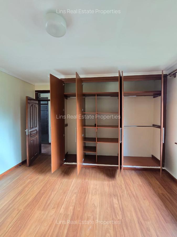 4 Bed Townhouse with En Suite in Kiambu Road - 15