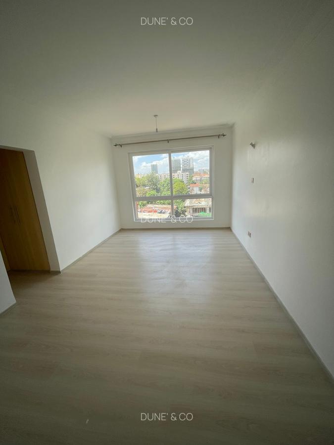3 Bed Apartment with En Suite in Westlands Area - 12