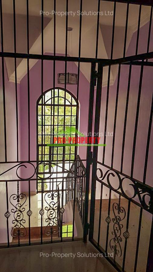 4 Bed House with En Suite at Sigona - 20