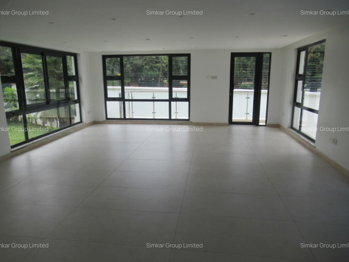 5 Bed House with En Suite at Runda - 14