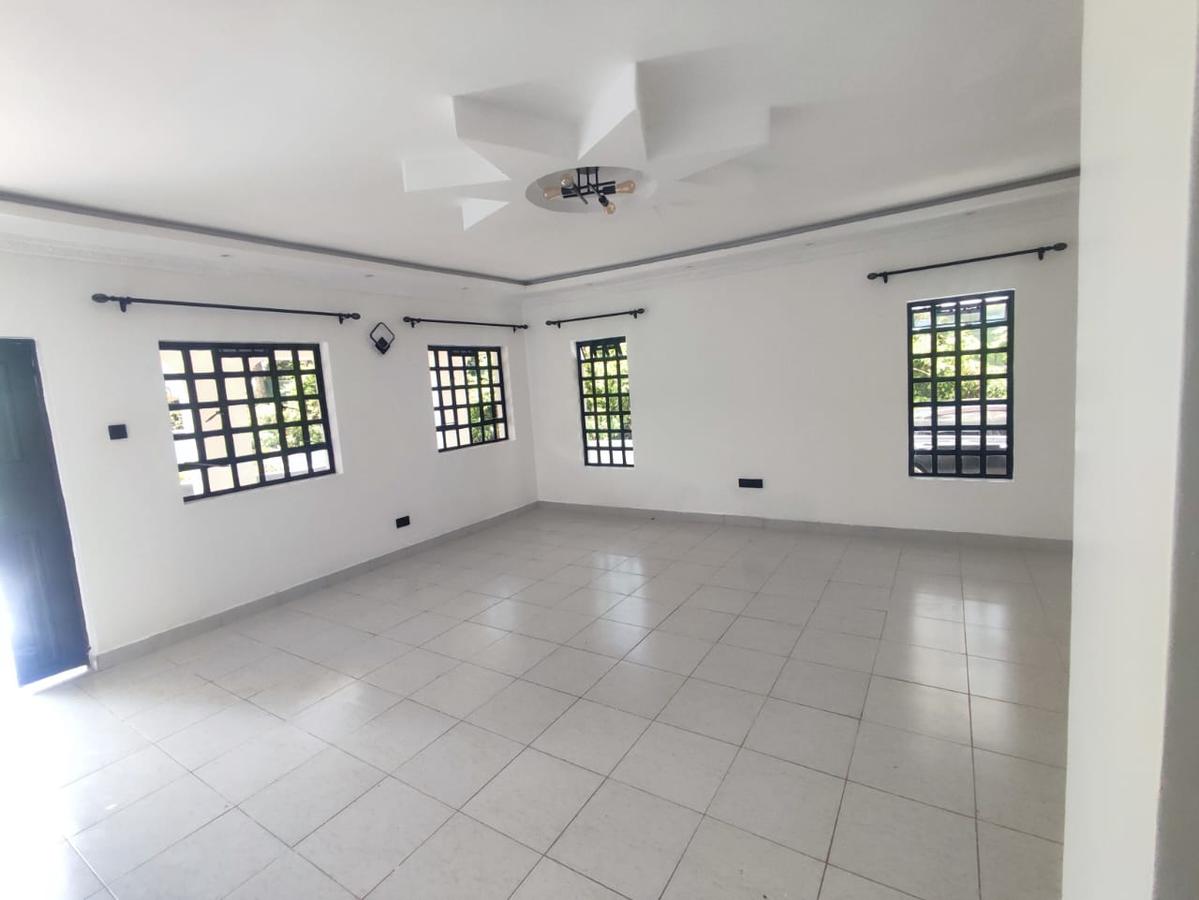 3 Bed House with En Suite at Kerarapon Road - 15