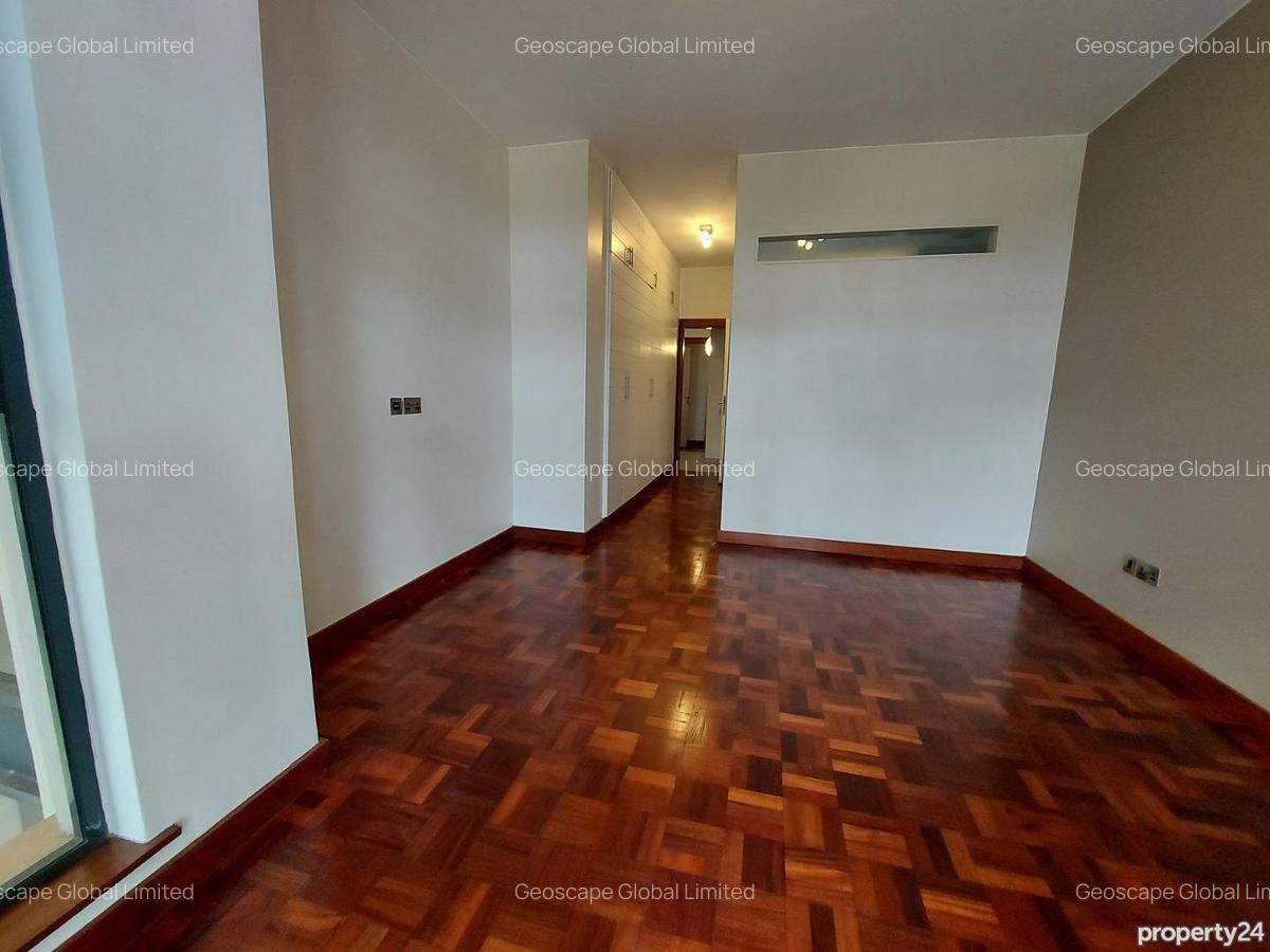 3 Bed Apartment with En Suite in Westlands Area - 18